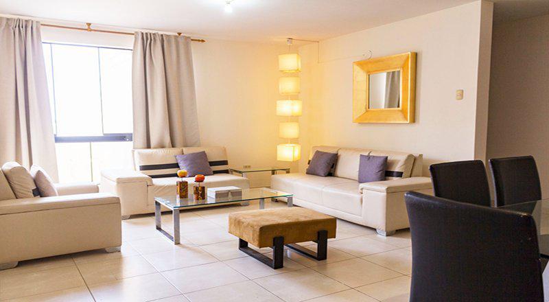 VENTA DE DEPARTAMENTO 6° PISO EN AV. GRAU